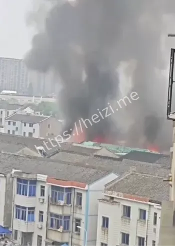 轻纺城附近火灾