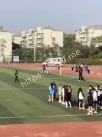 燕子矶南师借读生