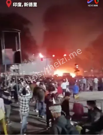 红堡地铁站汽车炸弹现场惨不忍睹