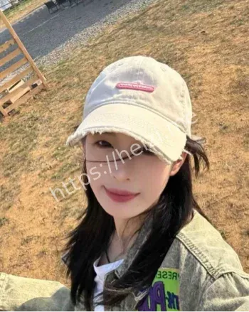 网红恋爱伪装素人女友复仇