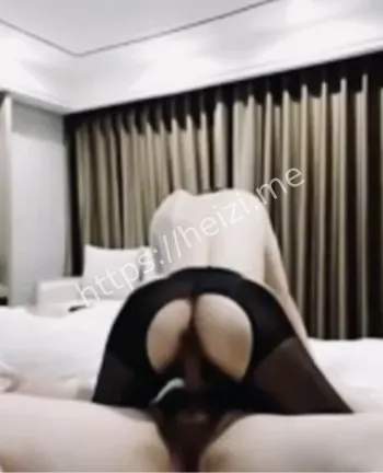 李新野父亲出轨家族黑料