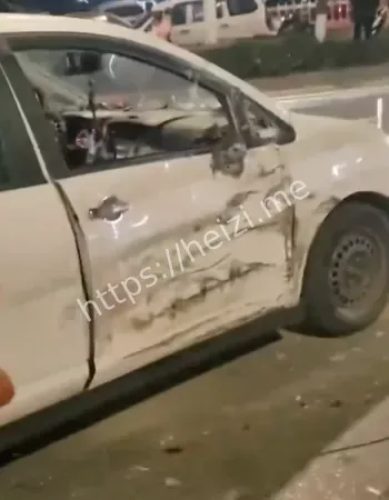 如炮弹射入车流