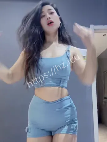 王璐露脸口交流出