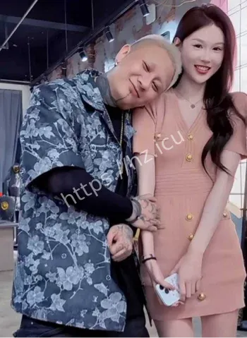 方丈女徒弟阿月视频